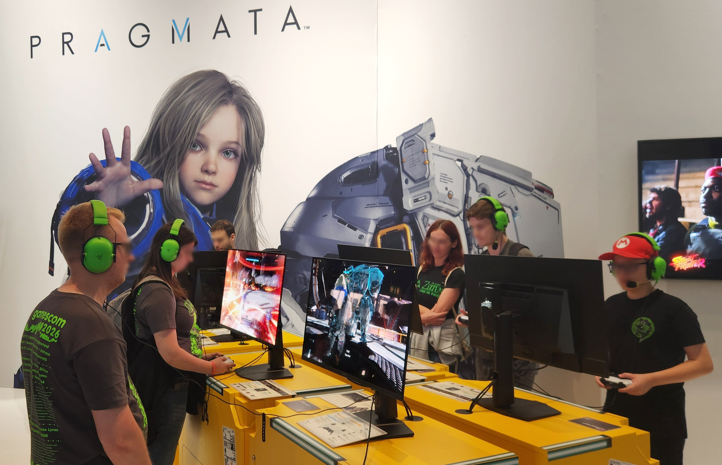 Samsung Display Brings 90 QD-OLED Monitors to Capcom's Gamescom Booth With Street Fighter 6 in the Lineup